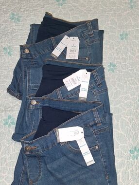 NWT Set Of 3 Pairs Time and Tru Blue Denim Maternity Jeans with Navy Belly Panel